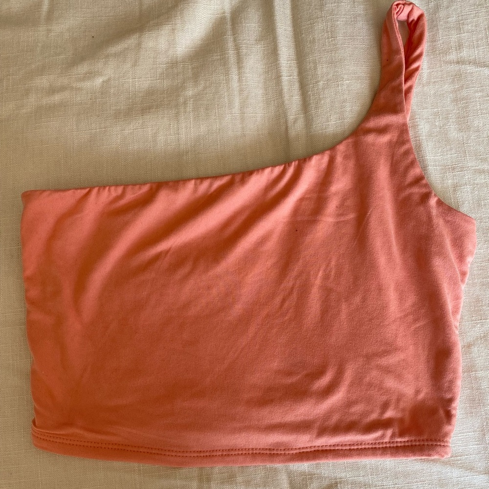 Cropped tube top